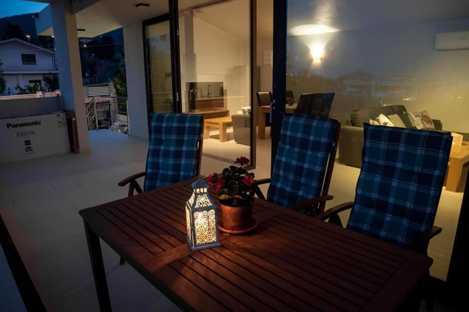 Villa Calypso PalaiónTsiflíkion Buitenkant foto